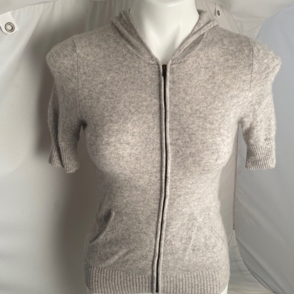 Hayden Women’s Cashmere 3/4-Short Sleeve Zip-Up Hoodie Sweater Heather Grey Smll